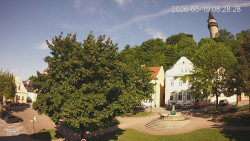 Náměstí, Hrad a Trůba