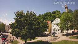 Náměstí, Hrad a Trůba