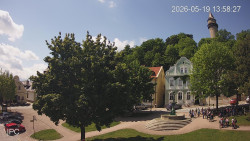 Náměstí, Hrad a Trůba