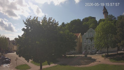 Náměstí, Hrad a Trůba