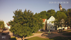 Náměstí, Hrad a Trůba