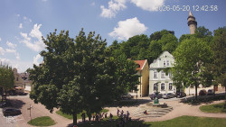 Náměstí, Hrad a Trůba