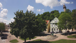 Náměstí, Hrad a Trůba