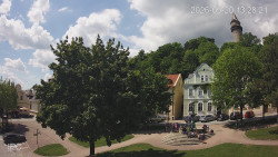 Náměstí, Hrad a Trůba