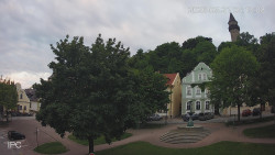Náměstí, Hrad a Trůba