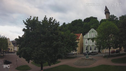 Náměstí, Hrad a Trůba