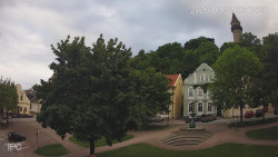 Náměstí, Hrad a Trůba
