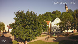Náměstí, Hrad a Trůba