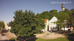 Náměstí, Hrad a Trůba