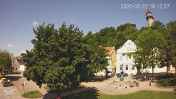 Náměstí, Hrad a Trůba