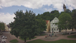 Náměstí, Hrad a Trůba