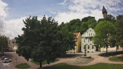 Náměstí, Hrad a Trůba