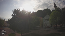 Náměstí, Hrad a Trůba