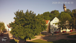 Náměstí, Hrad a Trůba