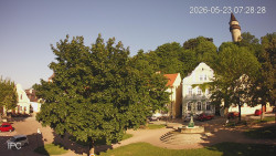 Náměstí, Hrad a Trůba
