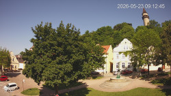 Náměstí, Hrad a Trůba