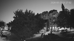 Náměstí, Hrad a Trůba