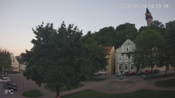 Náměstí, Hrad a Trůba