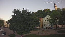Náměstí, Hrad a Trůba
