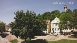 Náměstí, Hrad a Trůba
