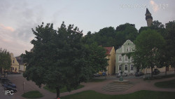Náměstí, Hrad a Trůba