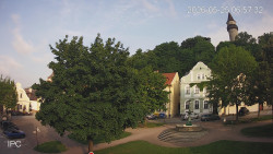 Náměstí, Hrad a Trůba