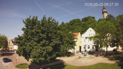 Náměstí, Hrad a Trůba