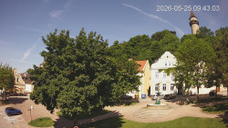 Náměstí, Hrad a Trůba