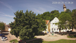 Náměstí, Hrad a Trůba