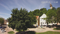 Náměstí, Hrad a Trůba