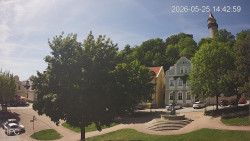 Náměstí, Hrad a Trůba