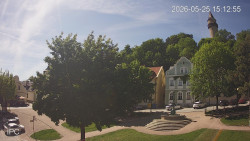 Náměstí, Hrad a Trůba