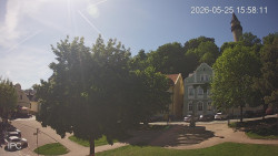 Náměstí, Hrad a Trůba