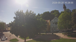 Náměstí, Hrad a Trůba