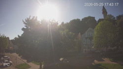 Náměstí, Hrad a Trůba