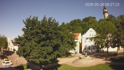 Náměstí, Hrad a Trůba