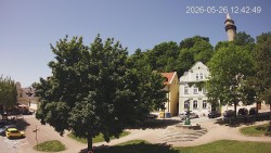 Náměstí, Hrad a Trůba
