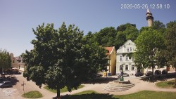 Náměstí, Hrad a Trůba