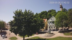 Náměstí, Hrad a Trůba