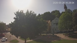 Náměstí, Hrad a Trůba