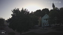 Náměstí, Hrad a Trůba