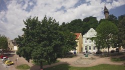 Náměstí, Hrad a Trůba