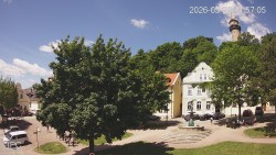 Náměstí, Hrad a Trůba