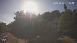 Náměstí, Hrad a Trůba