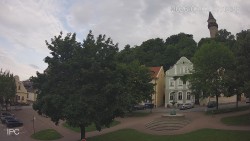 Náměstí, Hrad a Trůba