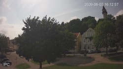Náměstí, Hrad a Trůba