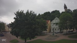 Náměstí, Hrad a Trůba