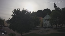 Náměstí, Hrad a Trůba