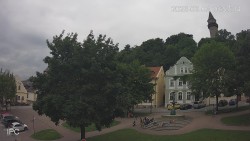 Náměstí, Hrad a Trůba