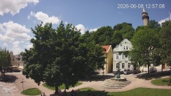 Náměstí, Hrad a Trůba